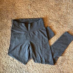 Gray Aerie 3/4 Leggings